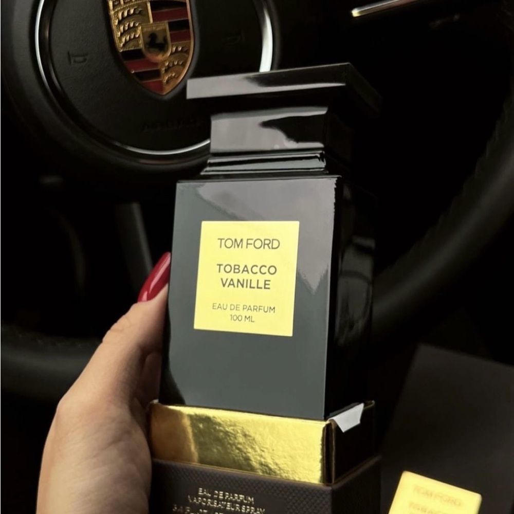 Tom Ford Tobacco Vanille Eau de Parfum - Black and Gold